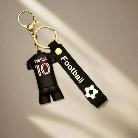 ⚽ Messi #10 Black Jersey Keychain – Football Fan Edition
