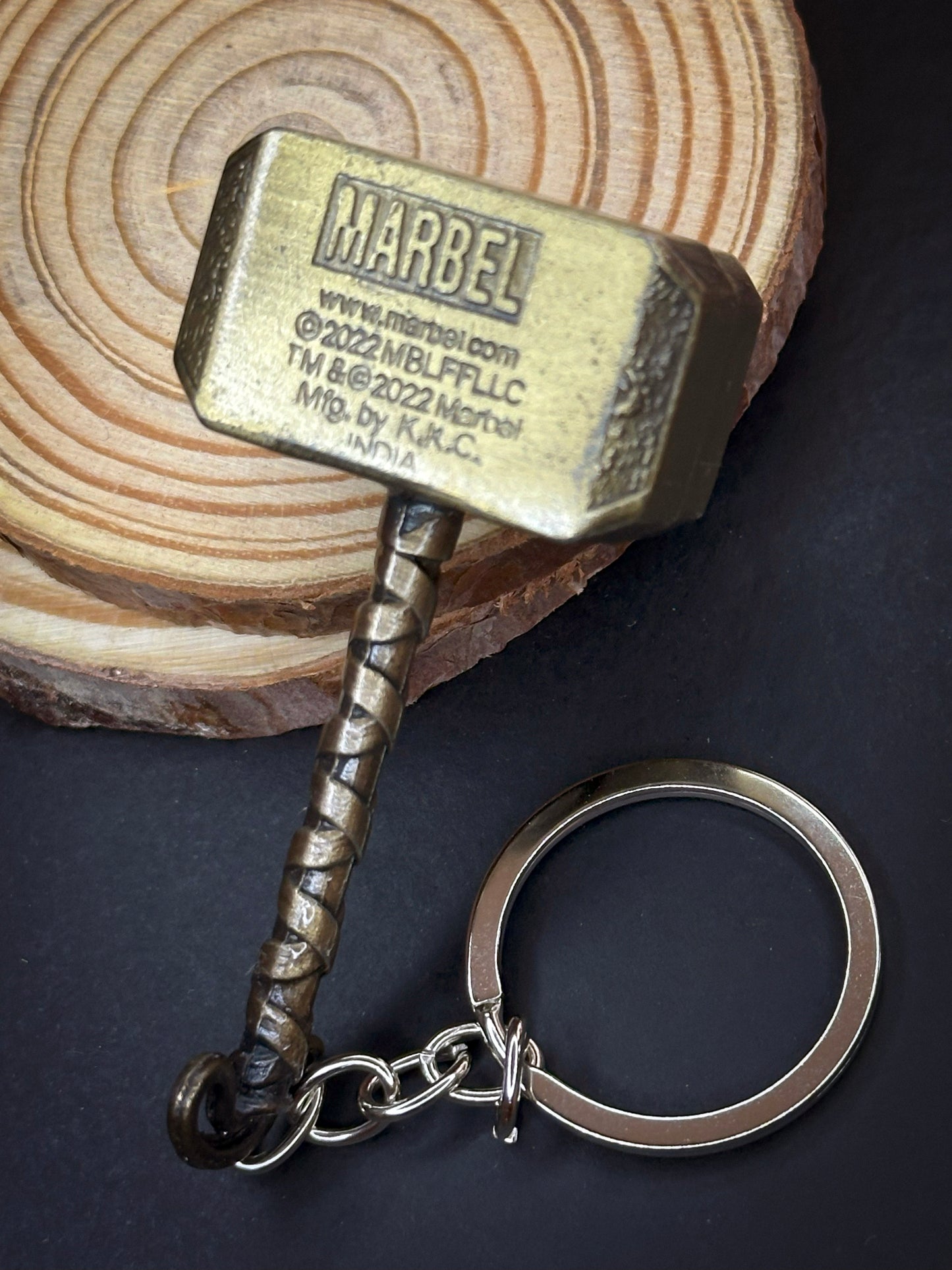 Thor’s Hammer Keychain Set – Marvel Weapons Miniature Keyring