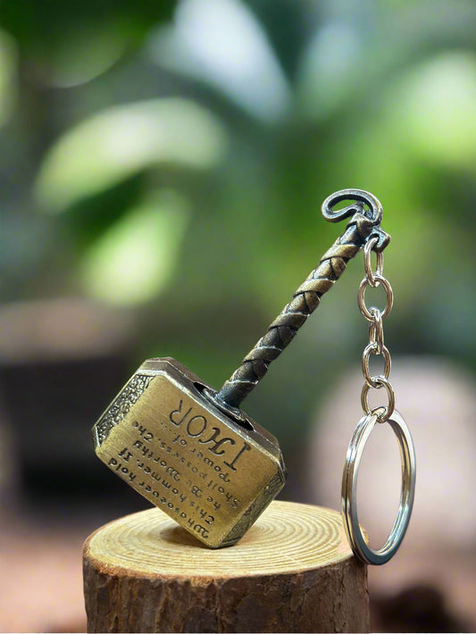 Thor’s Hammer Keychain Set – Marvel Weapons Miniature Keyring