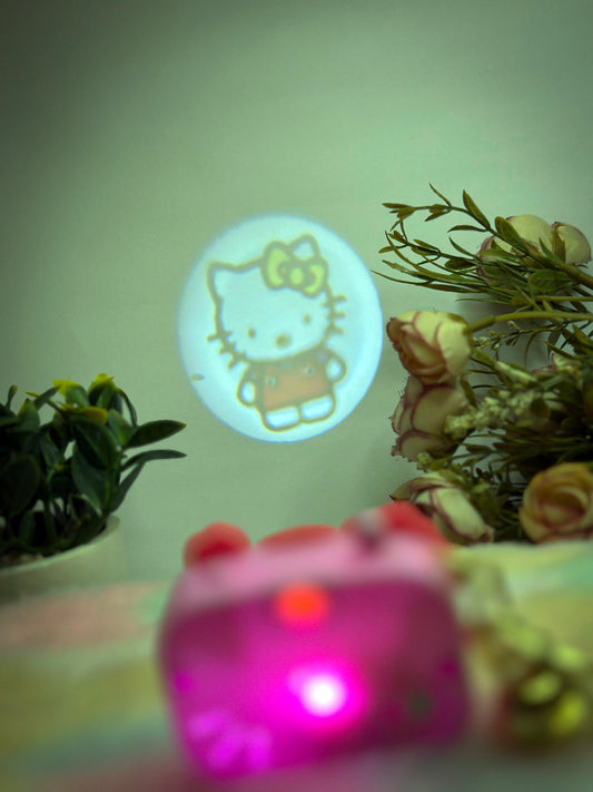 🌈 Kawaii Camera Keychain – Cartoon Character Pop Fidget Toy with Projector